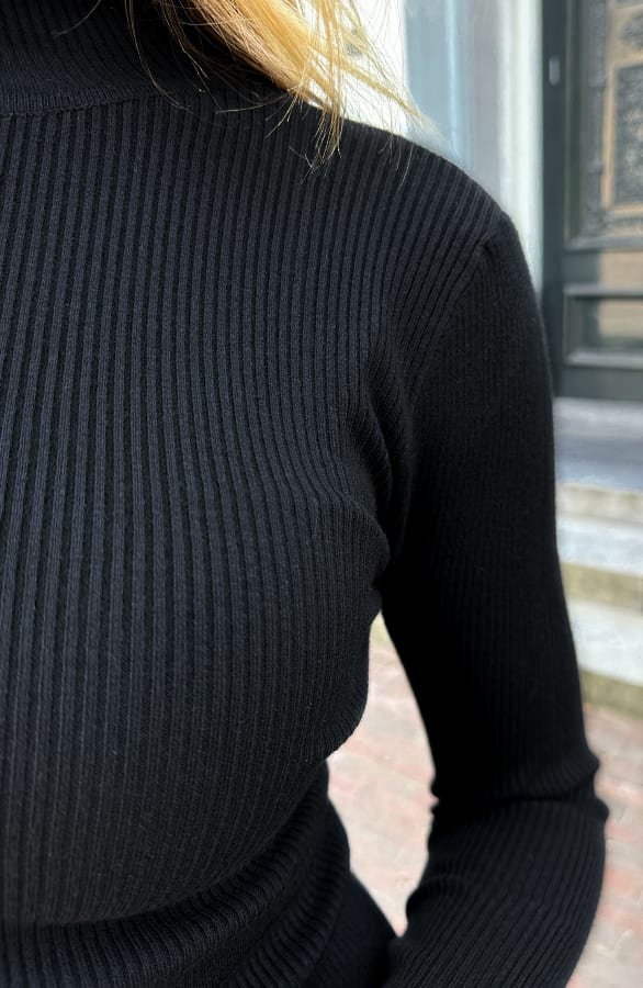 Ultra Soft Jurk Met Col Zwart – jurken, foto 6