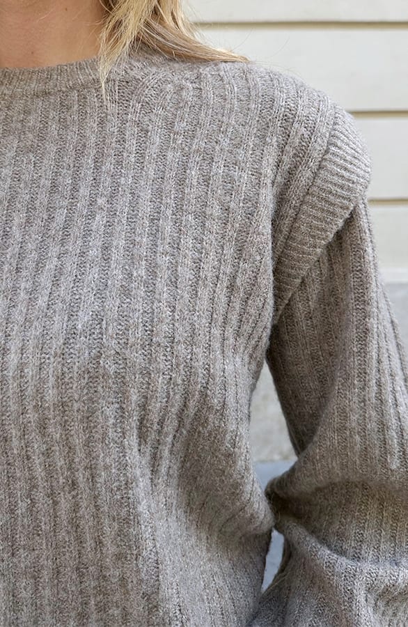 Knitted Shoulder Detail Trui Taupe – truien, foto 5