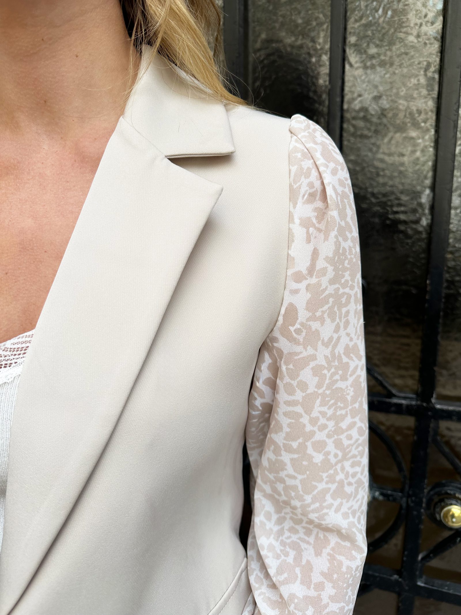 Blazer Panter Puffärmel Beige, Mäntel, Foto 4