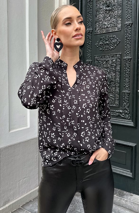 V-hals Bloemen Blouse Zwart Wit – blouses, foto 8