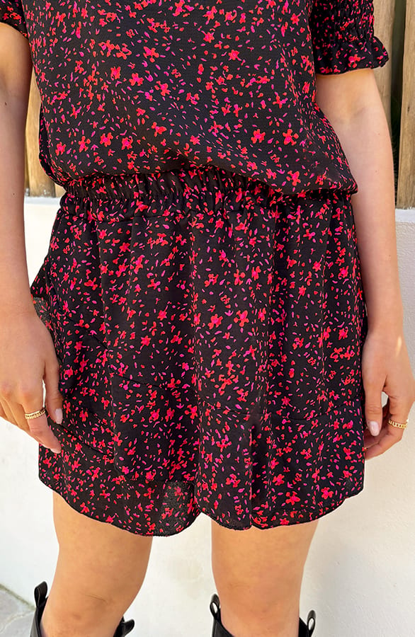 Liv Ruffle Skort Print Zwart Koraal