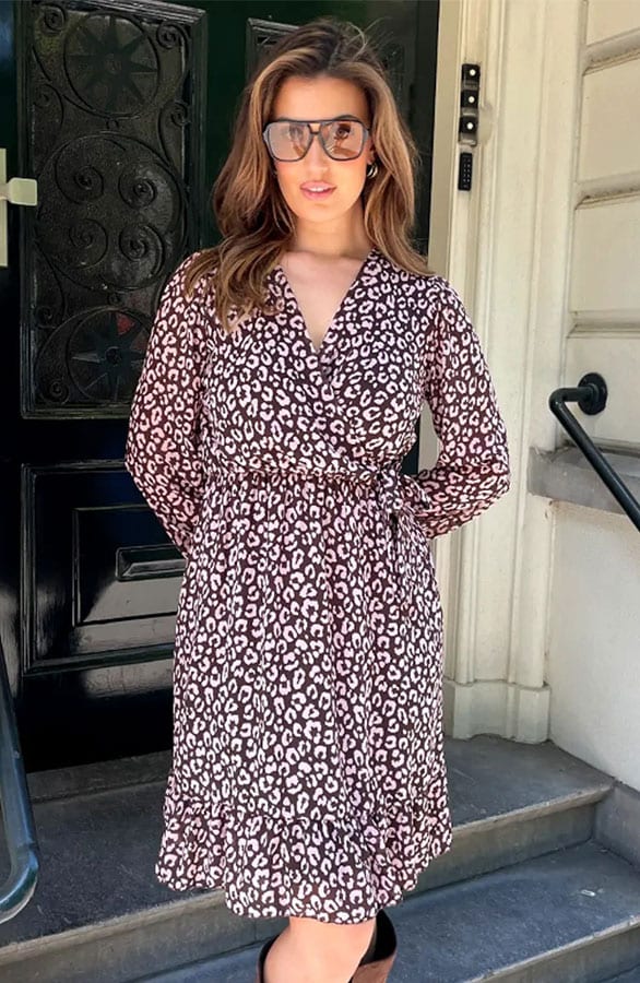 Luxury V-hals Jurk Leopard Dust Pink – jurken, foto 4