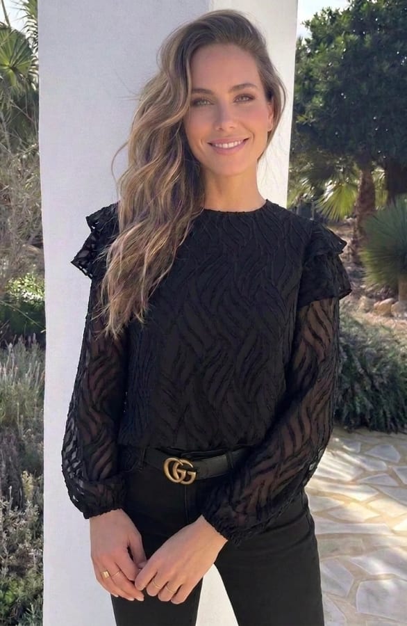Noa Ruffle Blouse Zwart – blouses, foto 5