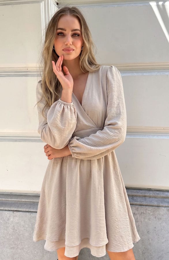 V-hals Strik Jurk Liv Beige – jurken, foto 2