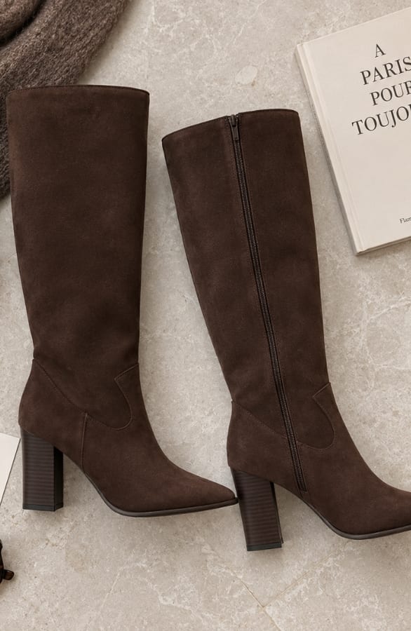 Classy Suedine Puntlaarzen Choco – alle schoenen, foto 2