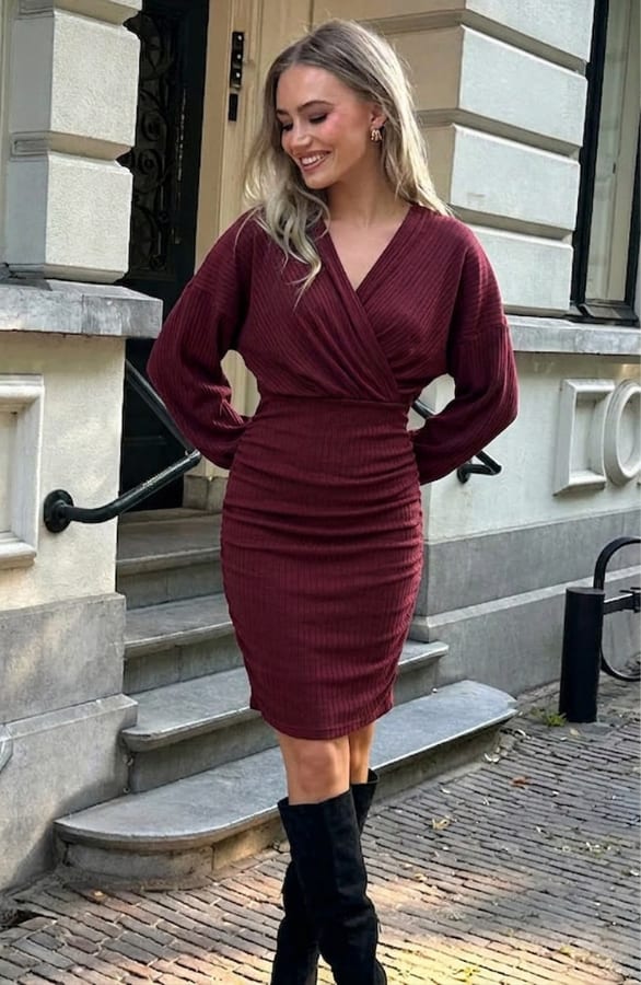 Knitted Ribbed V-Neck Dress Burgundy