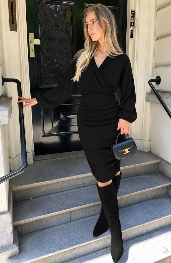 Knitted Ribbed V-Neck Dress Zwart