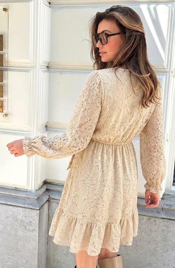 Luxury V-hals Jurk Soft Lace Beige – jurken, foto 5