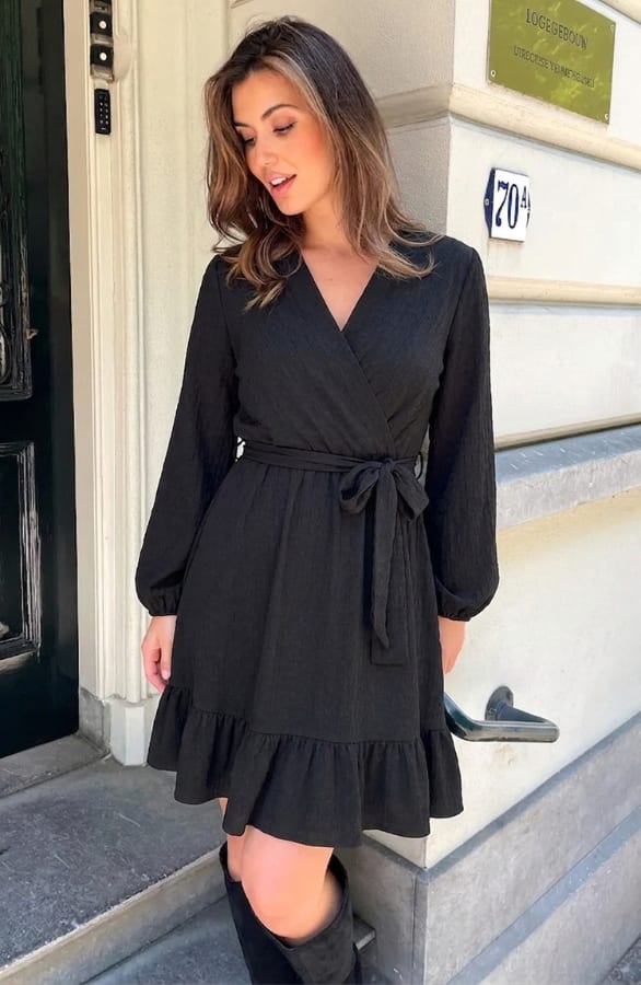 Smocked Jurk V-Hals Zwart – jurken, foto 2