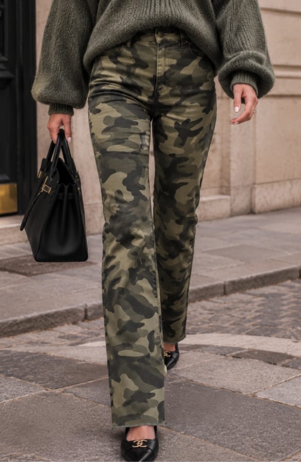 Wide Leg Jeans Stretch
2 halen, samen € 95,00
