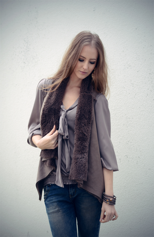 You Need Me Brown – shoparchief, foto 2
