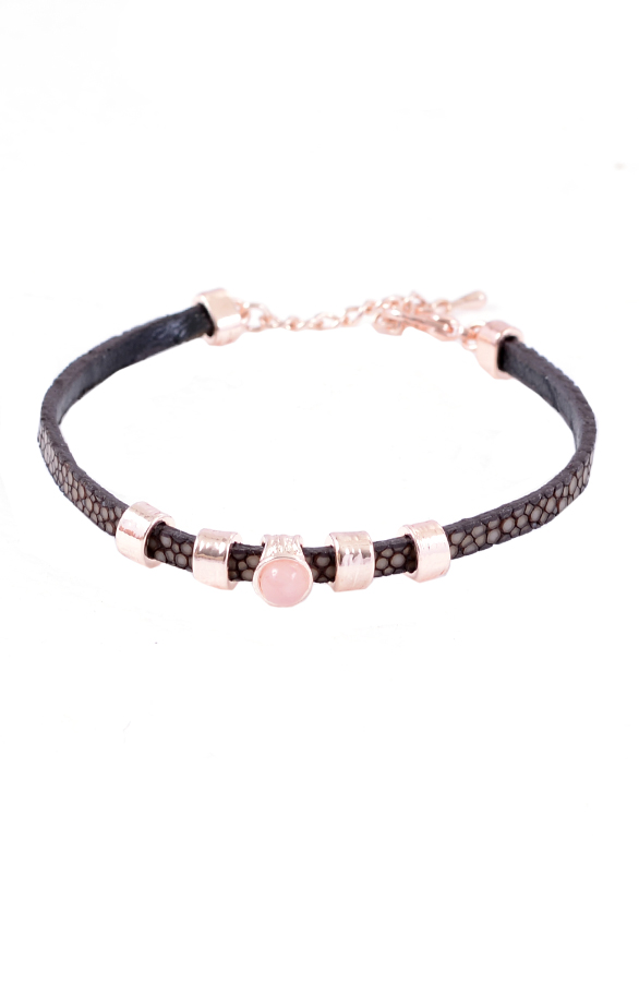 You Need Me, Little Leather – shoparchief