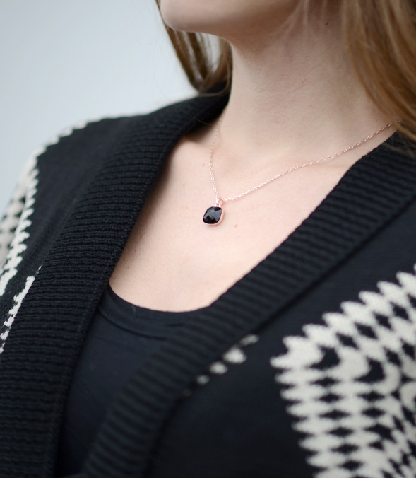 Amazon Necklace Black – shoparchief, foto 2