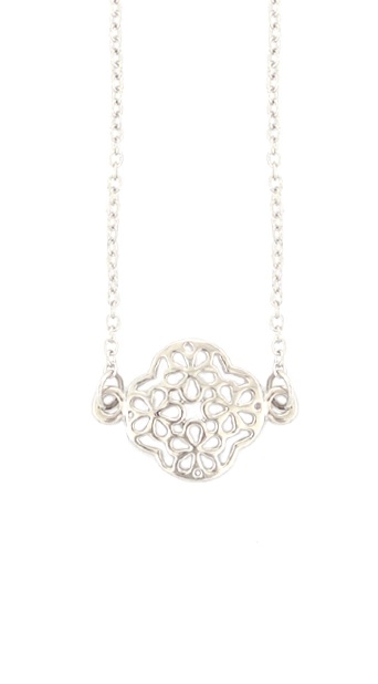 Metal Clover Necklace Zilver – shoparchief