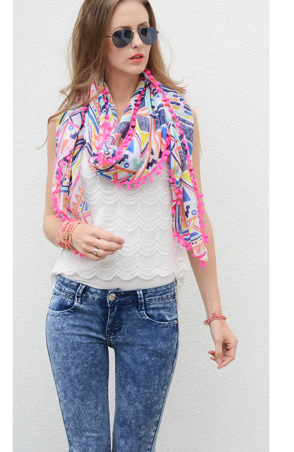 Neon Pompon Sjaal – shoparchief, foto 2