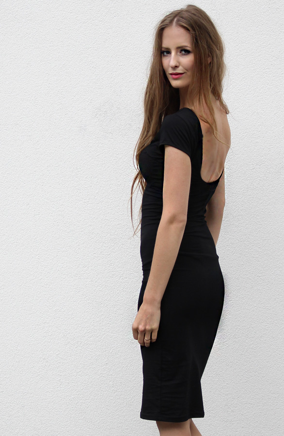 Musthave Black Dress – shoparchief, foto 4