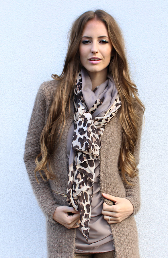 Panter Sjaal Taupe – shoparchief, foto 3