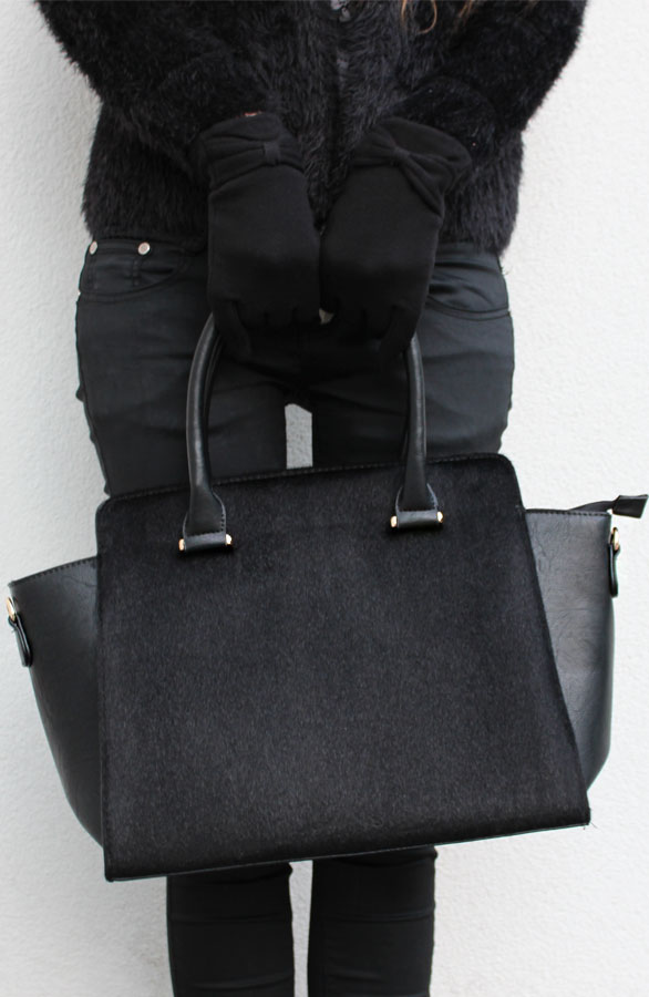 Faux Fur Bag Black – shoparchief, foto 3