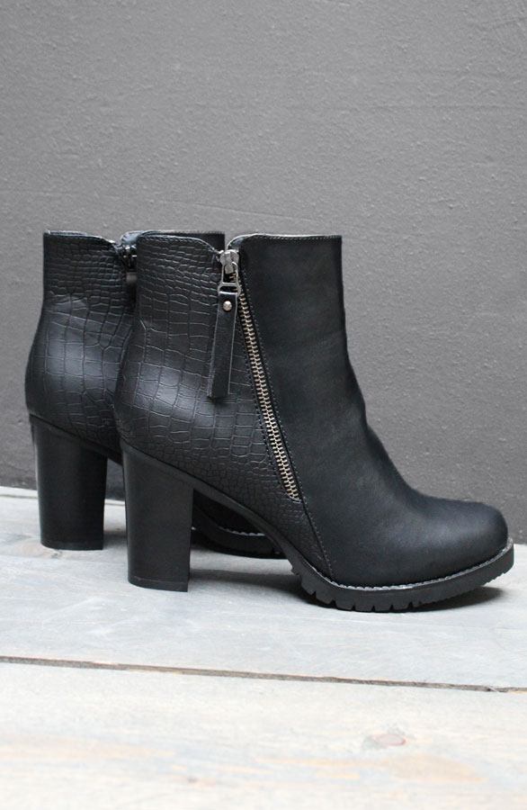 Ultimate Black Boots – shoparchief, foto 4