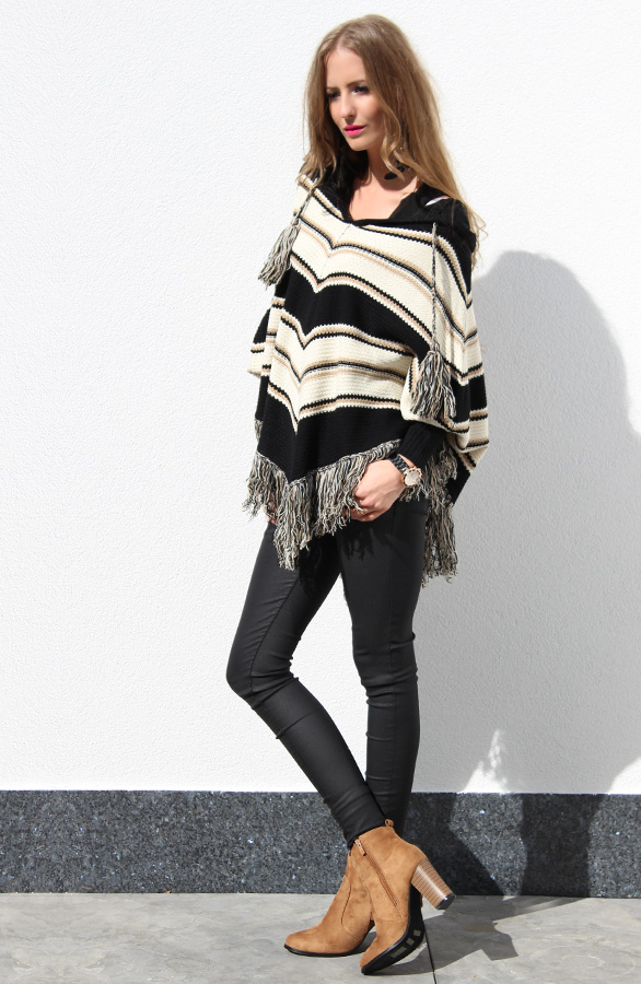 Ponchohontas Black – shoparchief, foto 2