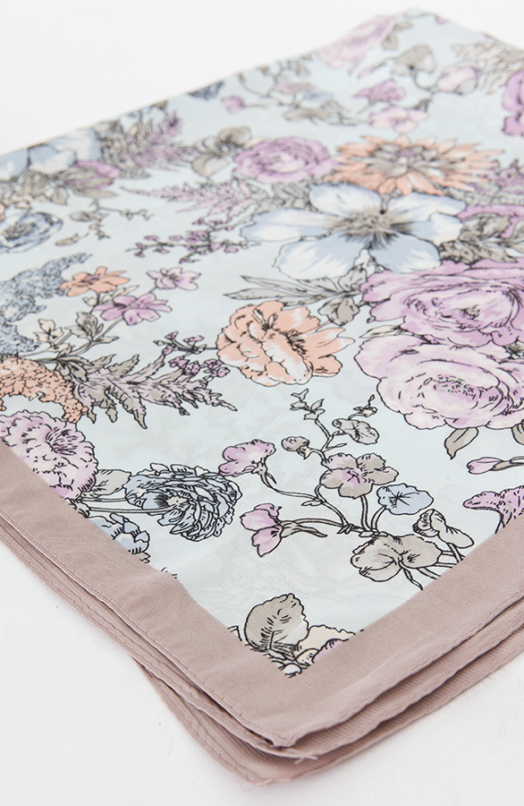 Zijde Bandana Flowers Taupe – shoparchief, foto 4