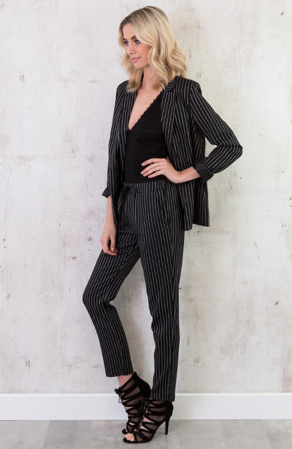 Krijt Blazer Zwart – shoparchief