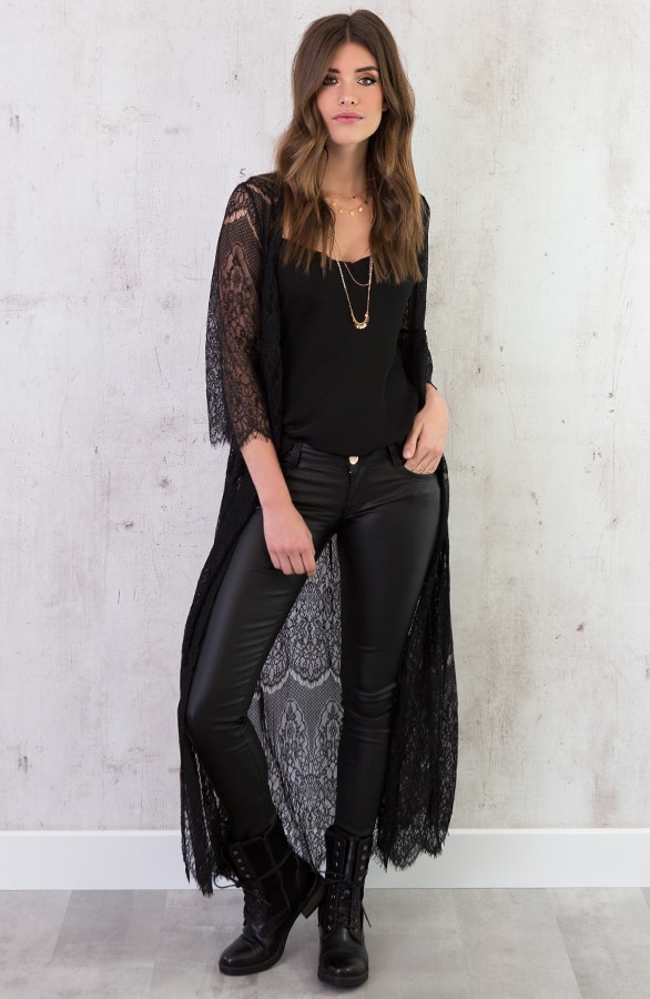 Kanten Vest Lang Zwart – shoparchief