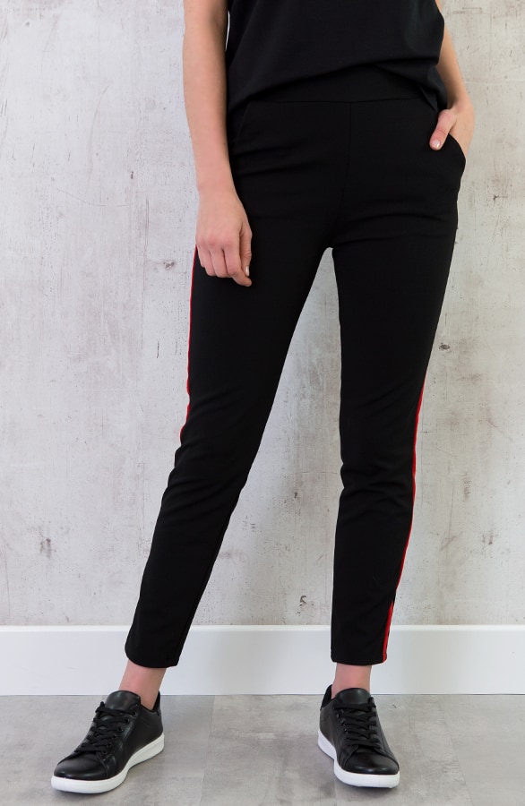 Broek Met Bies Rood – shoparchief, foto 4