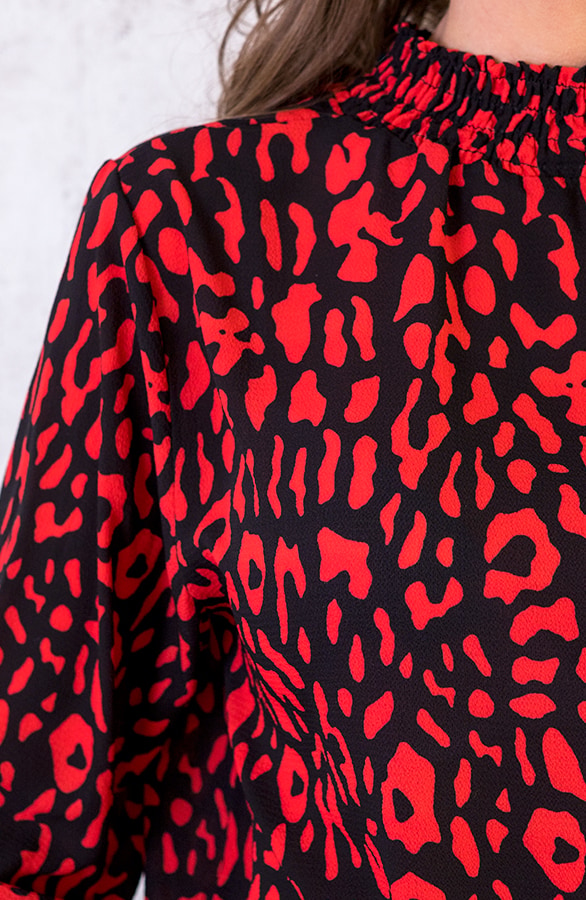 Panter Col Blouse Zwart Rood – shoparchief, foto 5