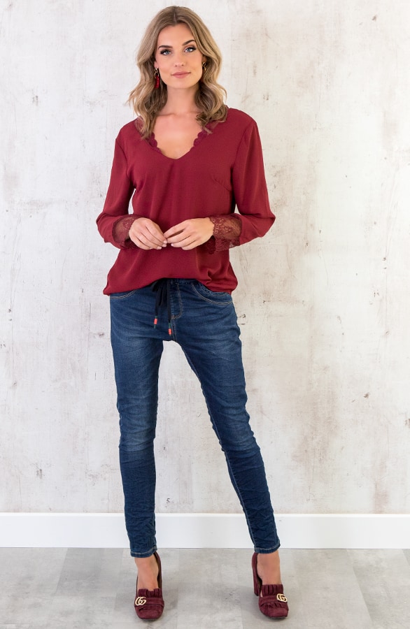 Romance Lace Blouse Bordeaux – shoparchief, foto 4