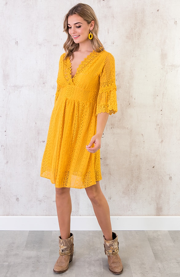 Jurk Met Kant Okergeel – shoparchief, foto 3