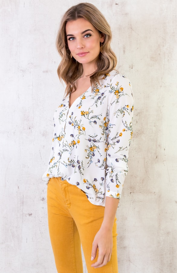 Blouse Bloemen Creme – shoparchief, foto 3