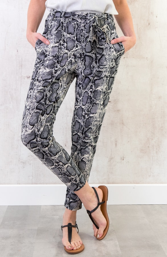 Strik Broek Slangenprint Grijs – shoparchief, foto 2