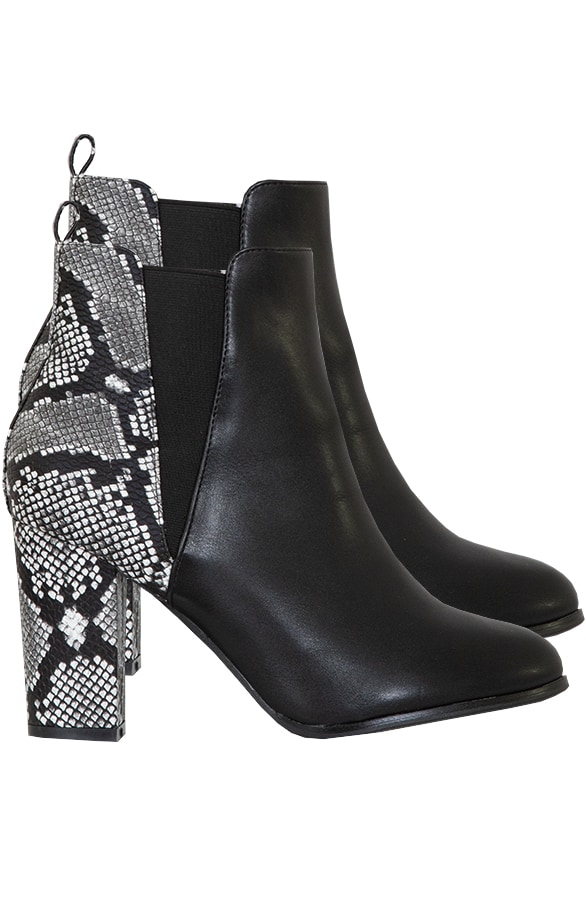 Schlangenprint-Stiefeletten mit Absatz, Shoparchiv
