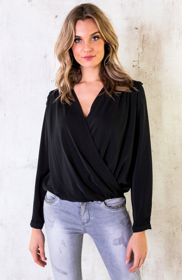 Overslag Blouse Zwart – shoparchief