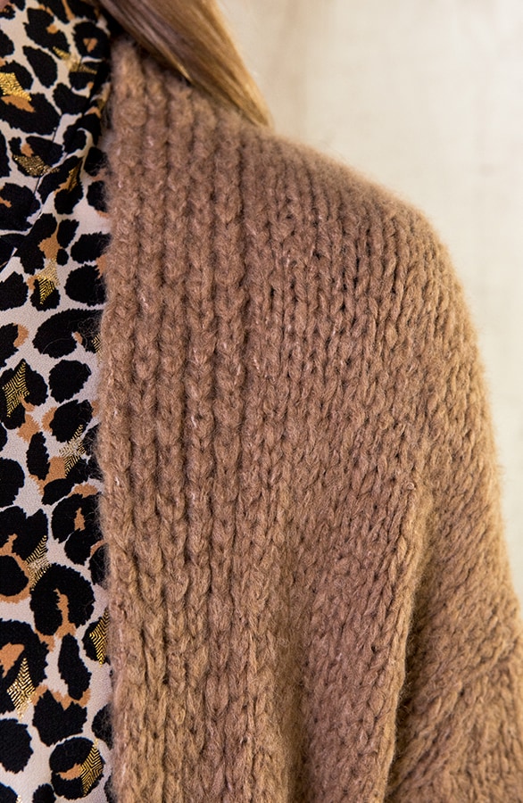 Gebreid Oversized Vest Camel – shoparchief, foto 5