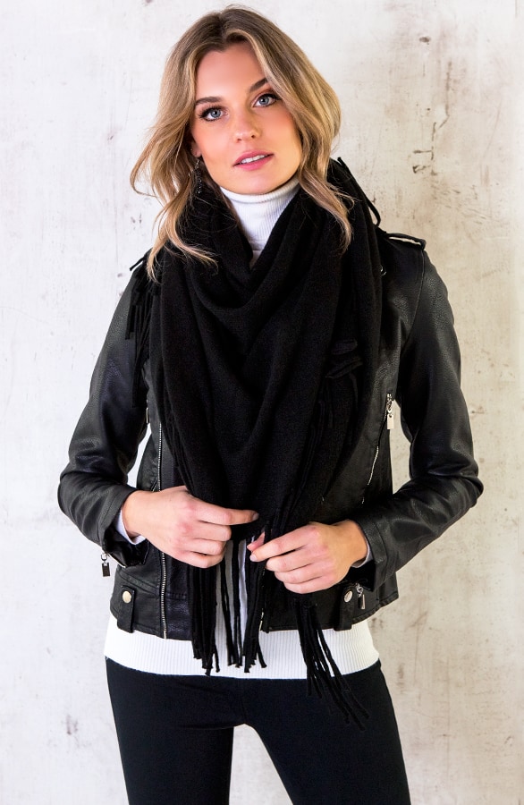 Poncho Sjaal Fringe Zwart – shoparchief, foto 2