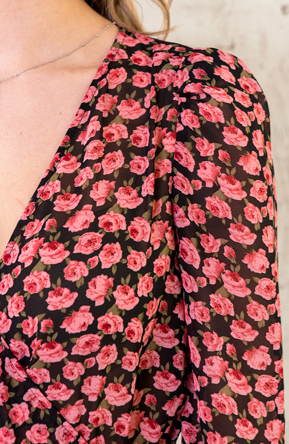 Overslag Bloemen Blouse Zwart – shoparchief, foto 5