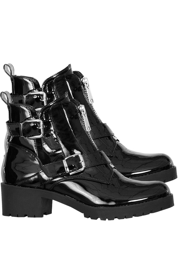 Lak Cut Out Boots Zwart – shoparchief