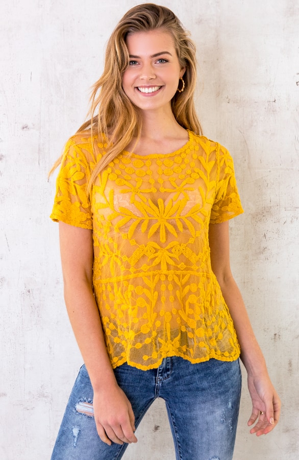 Kanten Bloemen Top Okergeel – shoparchief