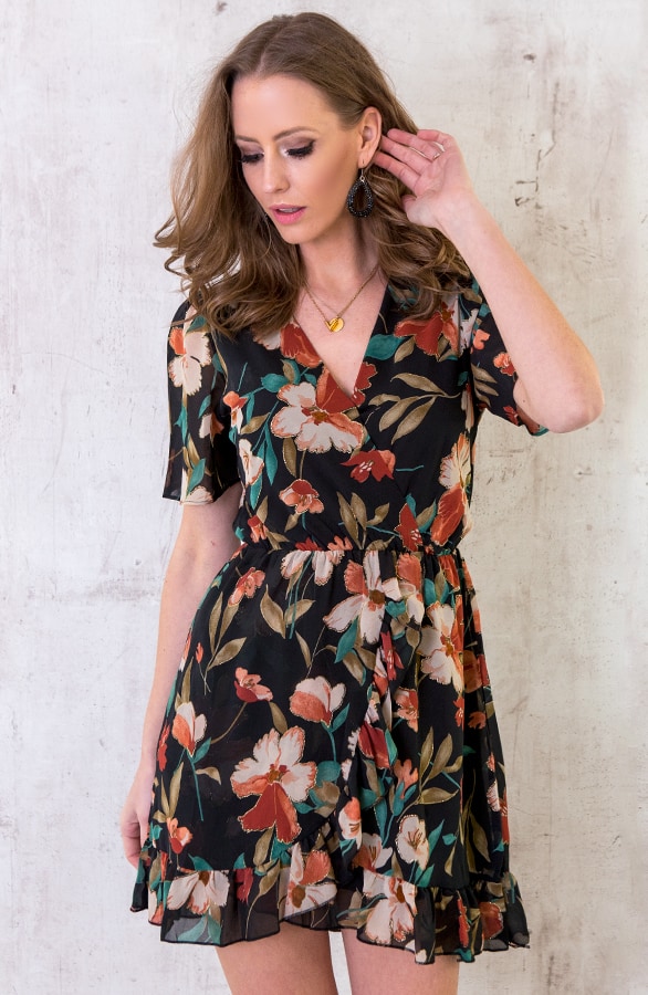 Bloemen Jurk Dames Zwart – shoparchief, foto 2