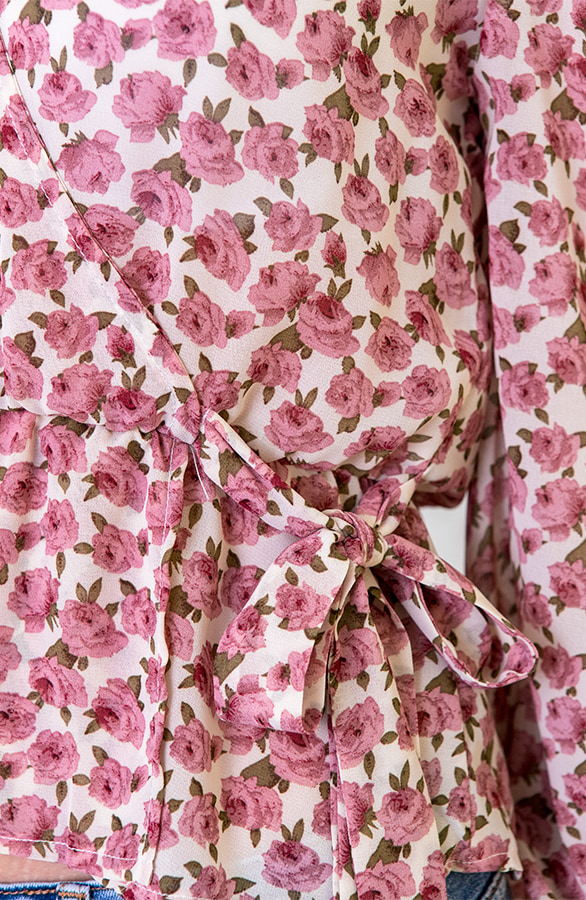 Overslag Bloemen Blouse Creme – shoparchief, foto 4