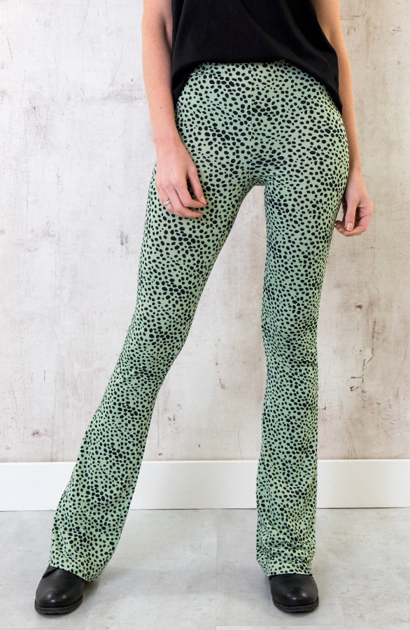 Flared Broek Cheetah Mint – shoparchief