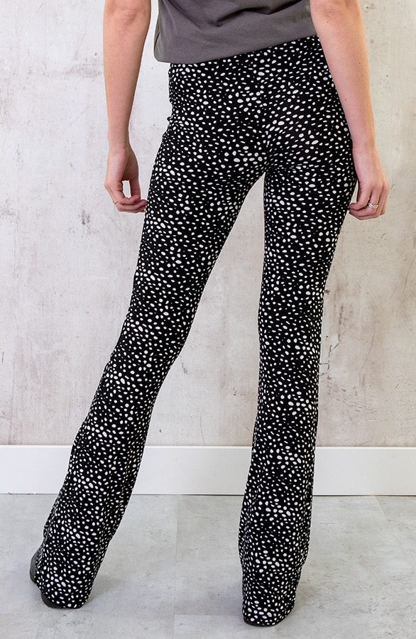 Broek Flared Cheetah Zwart – shoparchief, foto 3