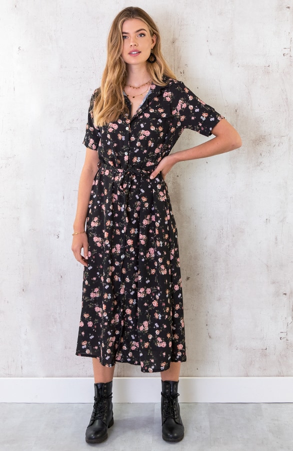 Lange Jurk Bloemenprint Zwart – shoparchief