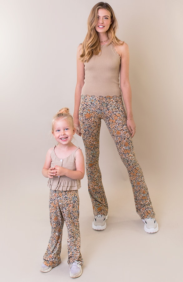 Flared Hose Blumen Kids, Shoparchiv