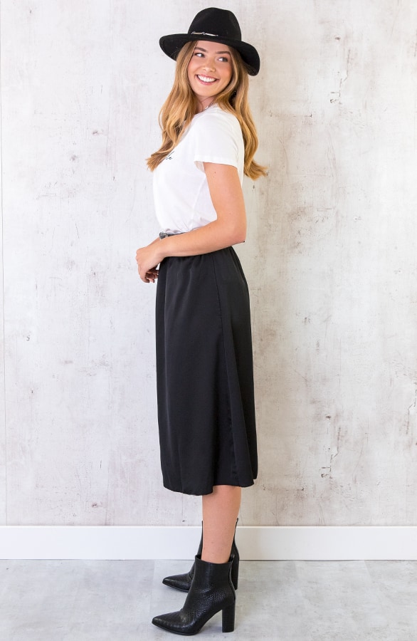 Satijnen Rok Zwart – shoparchief, foto 3