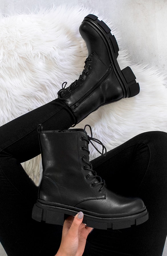 Stiefeletten Damen Schwarz, Shoparchiv