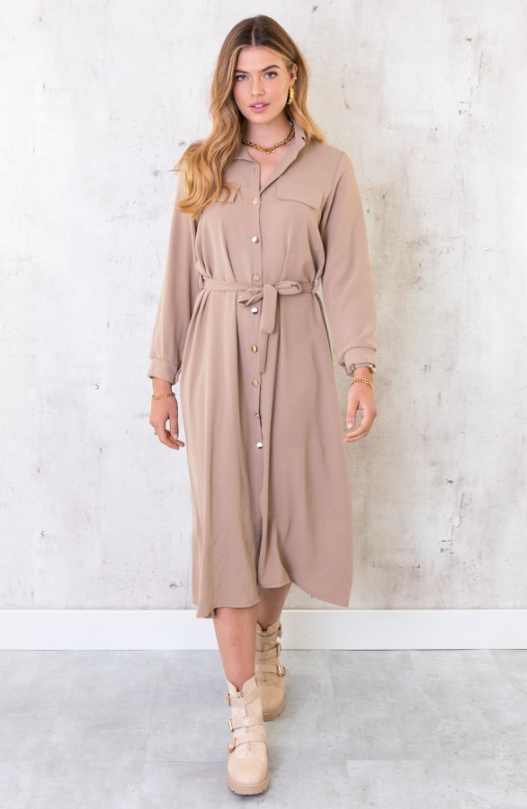Knopen Jurk Lang Beige – shoparchief