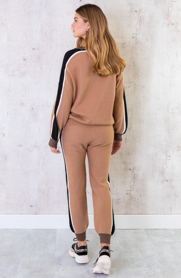 Comfy Huispak Trui + Broek Camel – shoparchief, foto 4